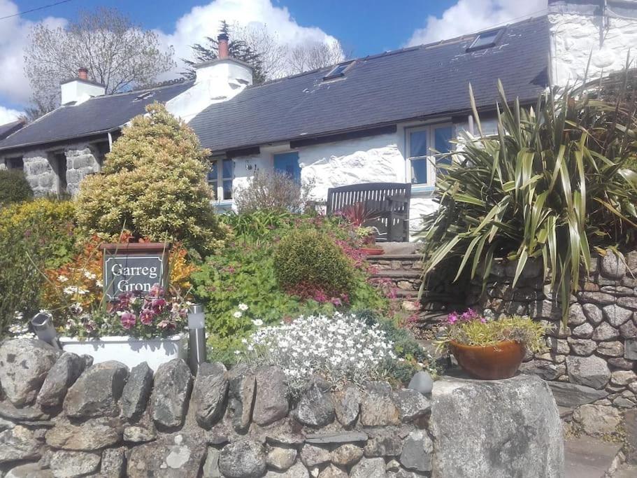 Traditional Stone Cottage With Sea Views In Snowdonia National Park Brynkir المظهر الخارجي الصورة